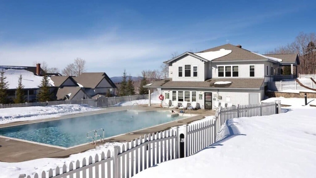 Jeffersonville Condo | Wyndham Smugglers' Notch | 3BR/2BA King Bed Suite