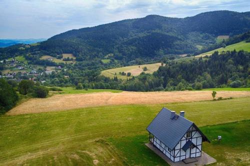 Laskowa House | Wyspa Zdarzeń - klimatyczny dom w sercu natury!