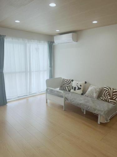Shinkoiwa Apartment | WZNET新小岩401 成田空港都心便利商店街近い1LDK 43平 5Pax