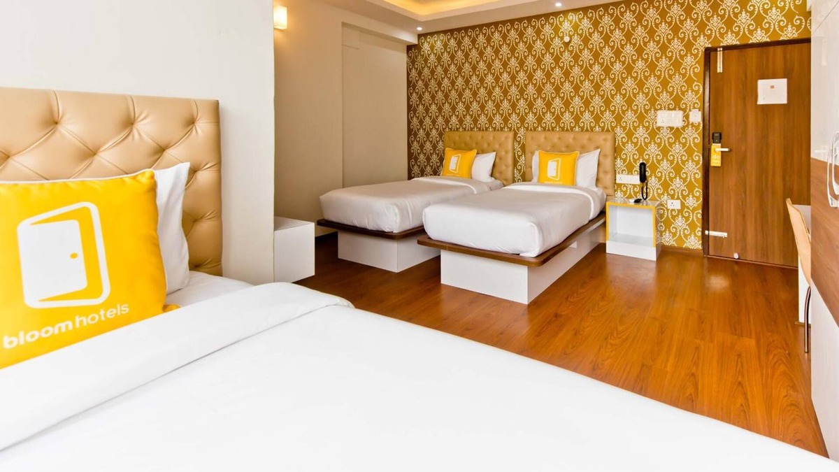 Vyalikaval HBCS Layout Hotel | X by Bloom - Manyata