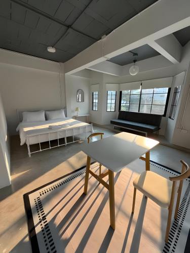 Ploenchit Apartment | X Yellow Place Sukhumvit Soi 2 -เยลโล เพลส สุขุมวิทซอย 2