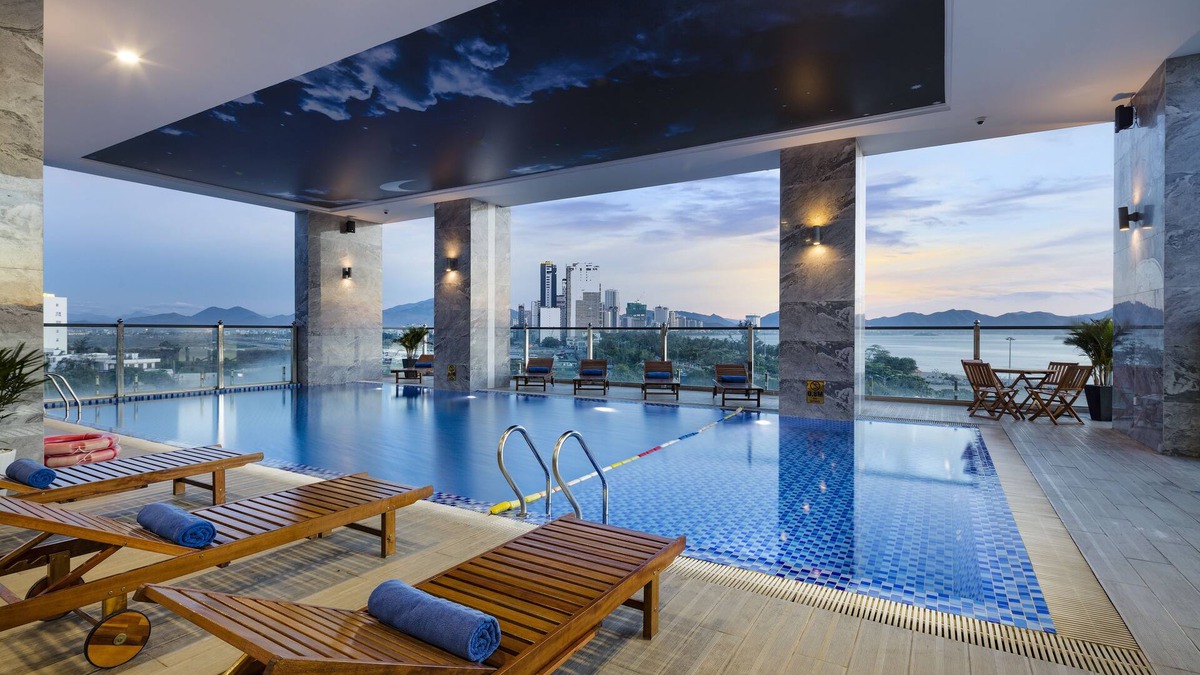 Tran Phu Beach Hotel | Xavia Hotel