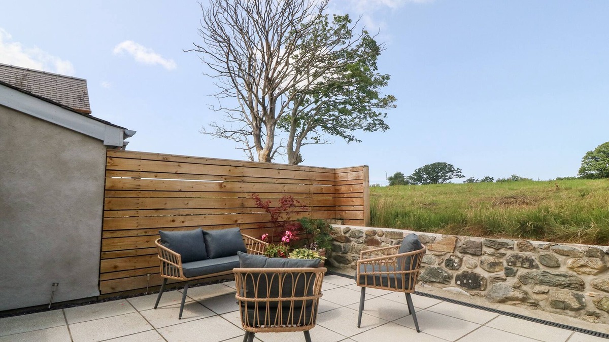 Dinas Cottage | Y Beudy
