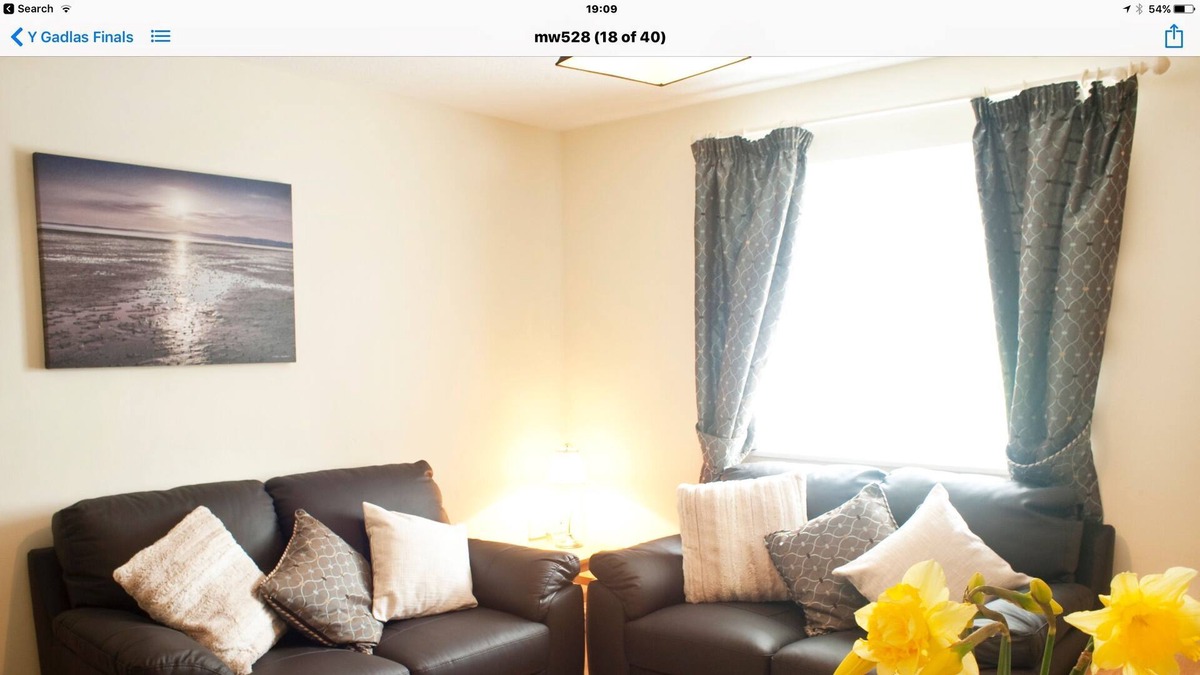 Pennant Melangell Cottage | Y GILFACH - sleeps 4 guests in 2 bedrooms
