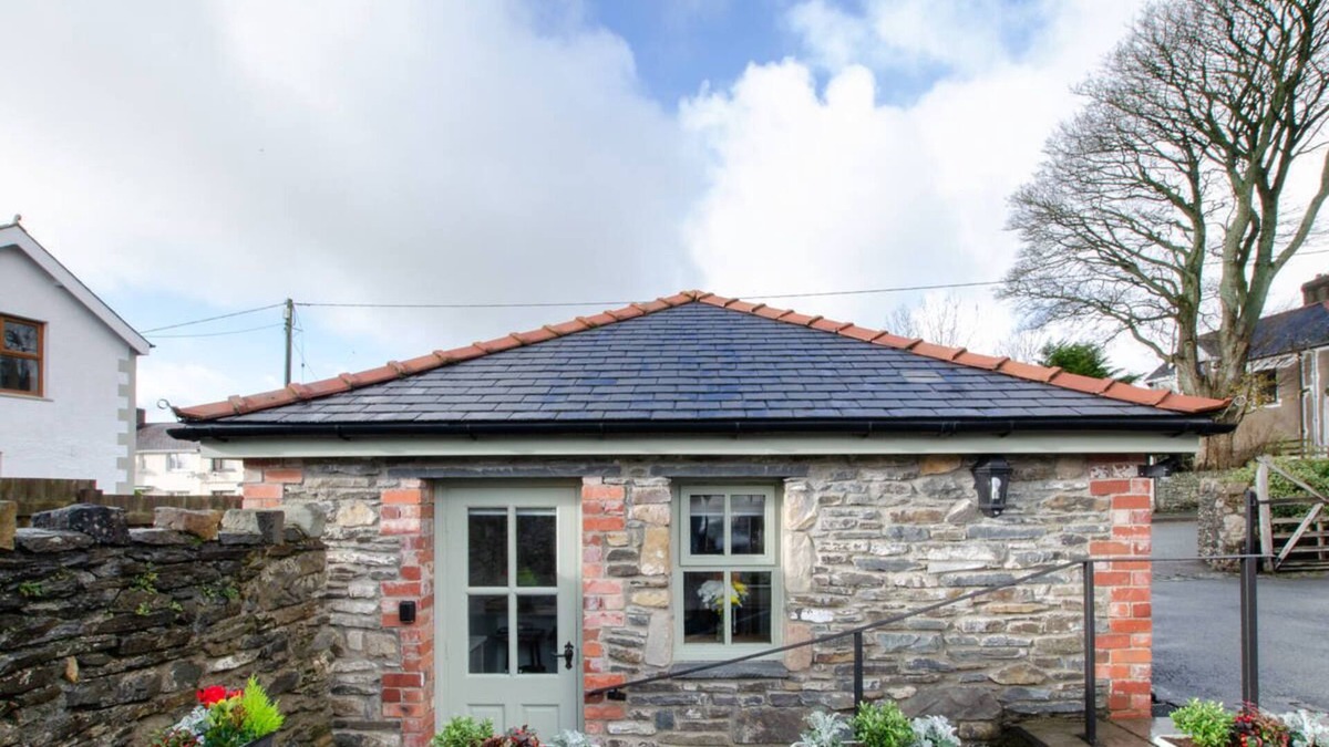 Cwmtirmynach House | Y Nyth in the beautiful Corwen