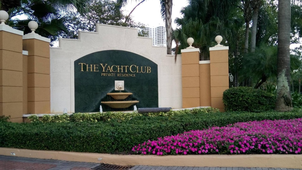 Aventura Apartment | Yacht Club Aventura 2 BR + 2 BA Completely NEW and equipped Apt