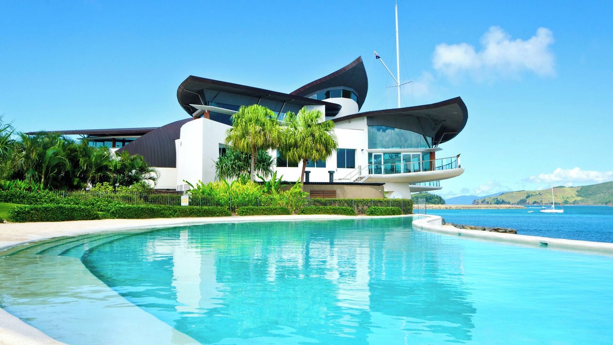 Hamilton Island Villa | Yacht Club Villa 14 - "Mandalay"