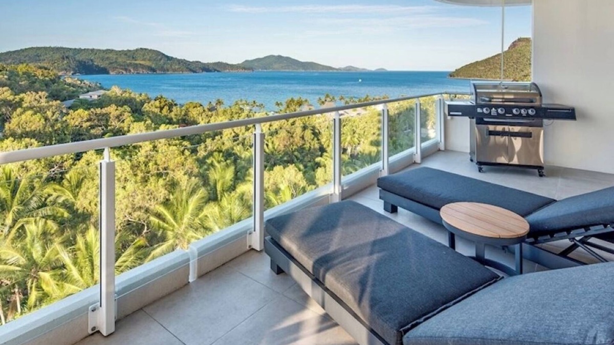 Hamilton Island Apartment | Yacht Harbour Towers 7