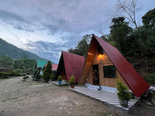 Darjeeling House | Yakthumba Tabakoshi Offbeat Homestay By StayApart