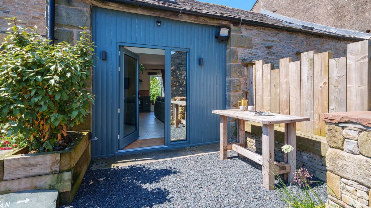 Shap Apartment | Yan Apartment - Shap | Ideal for Walkers, Couples or Business Travellers