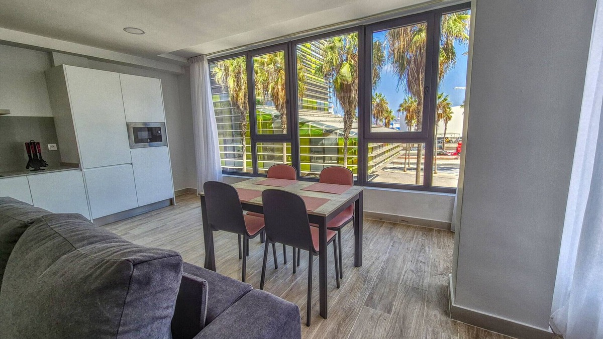 Las Palmas de Gran Canaria Ski Chalet | Yan Building 5B BY CanariasGetaway