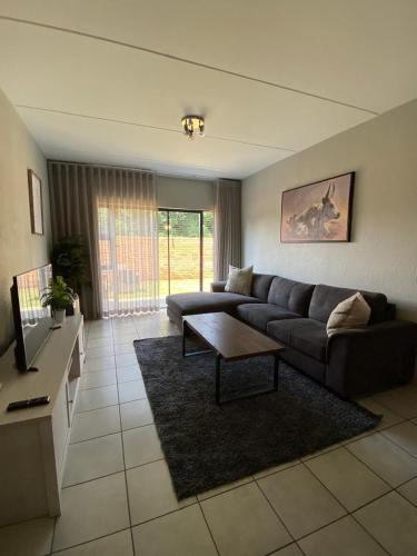 Germiston Apartment | Yanaz Place