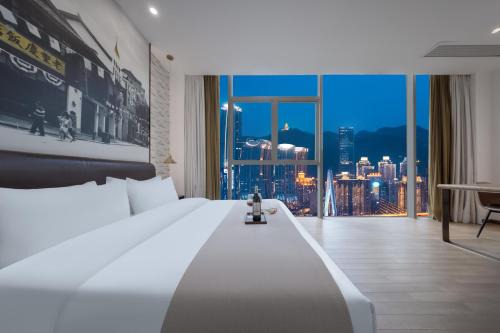 Yuzhong Hotel | YANG TRAVEL Hotel Chongqing Jiefangbei Hongyadong Branch