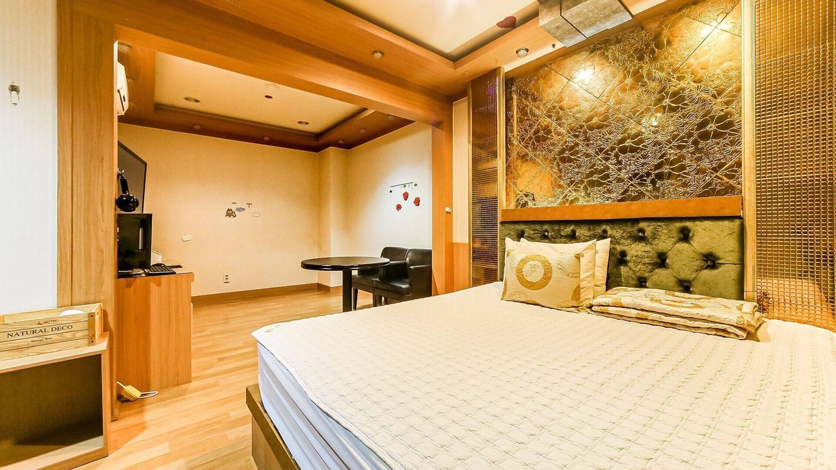 Tongjung Hotel | Yangsan Mulgeum L