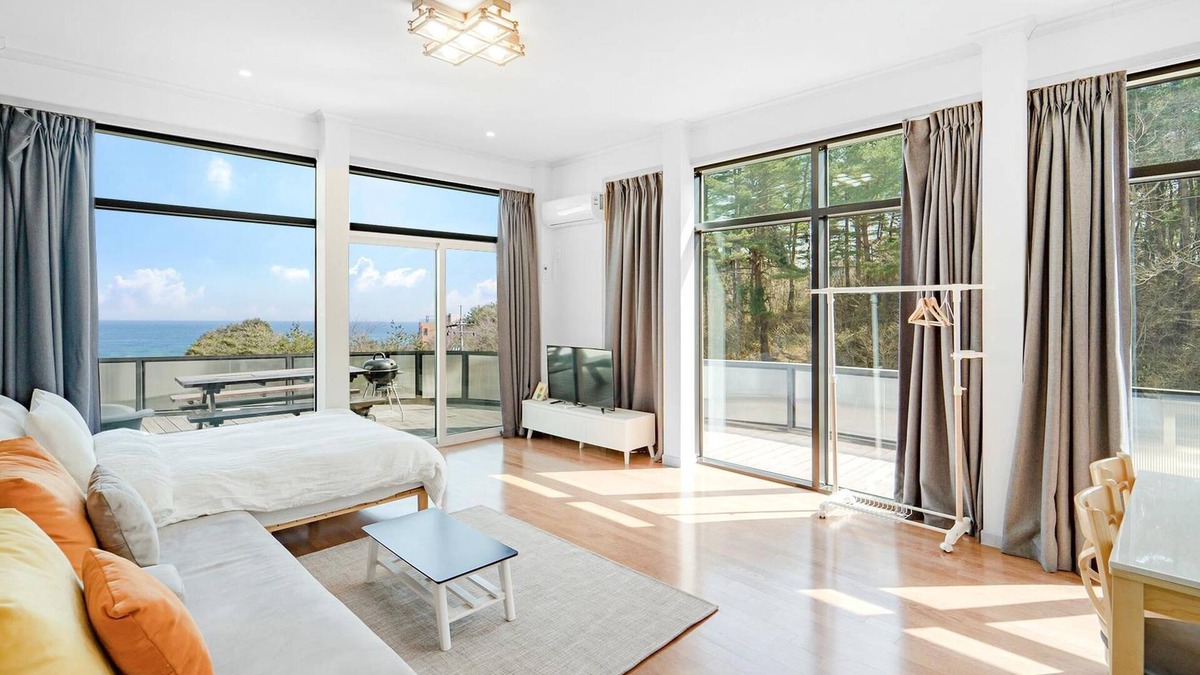 Yangyang House | Yangyang In Memory Pension