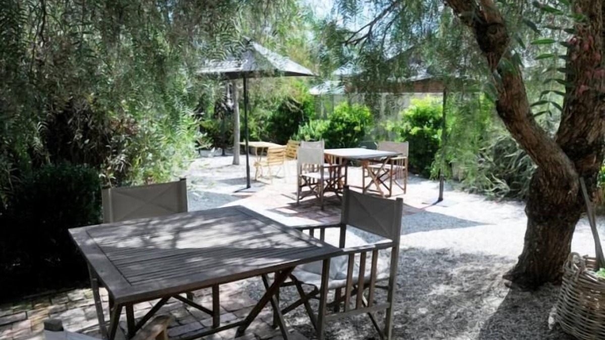 Yea Hotel | Yea Peppercorn Hotel