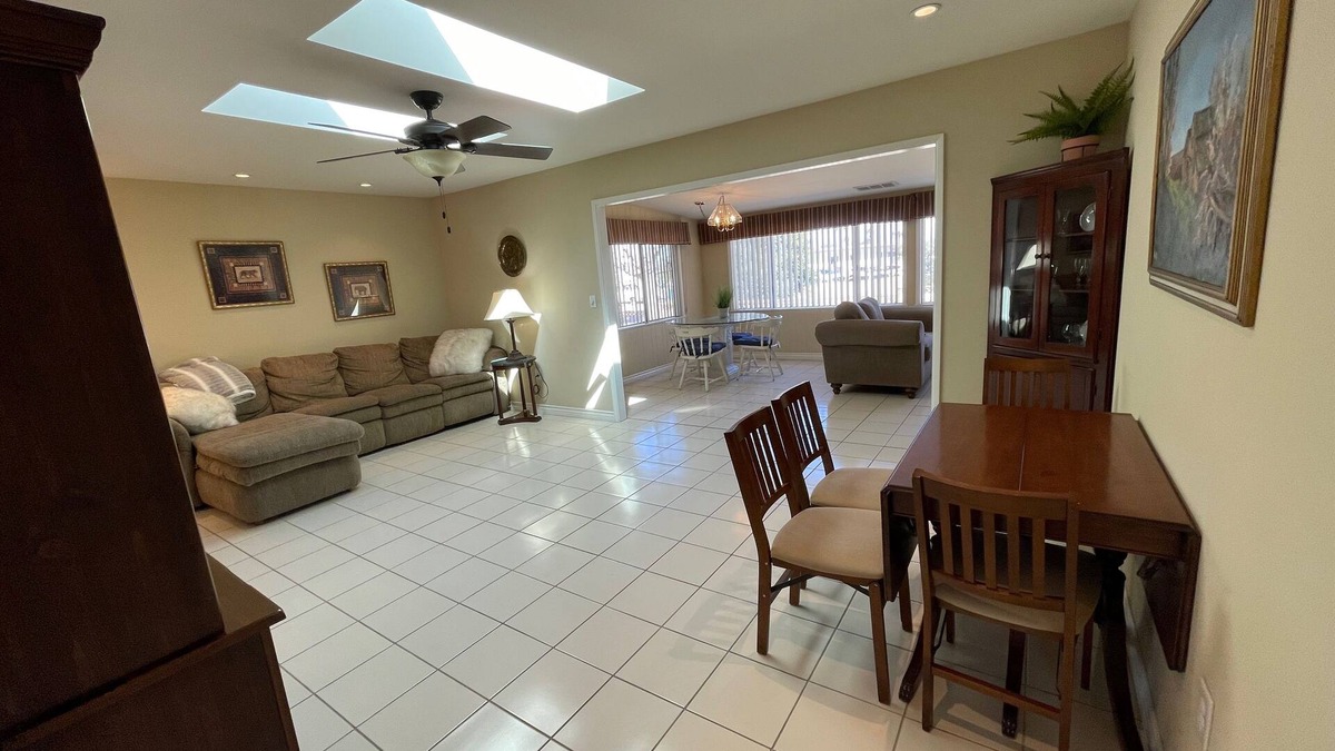 Sun City House | Year-Round Paradise: Walk to Markets, Mall & Restaurants-A 55+ Community