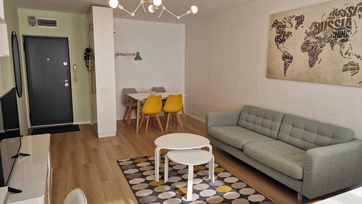 Bucharest City-Centre Apartment | Yellow Apartment - Cismigiu Gardens