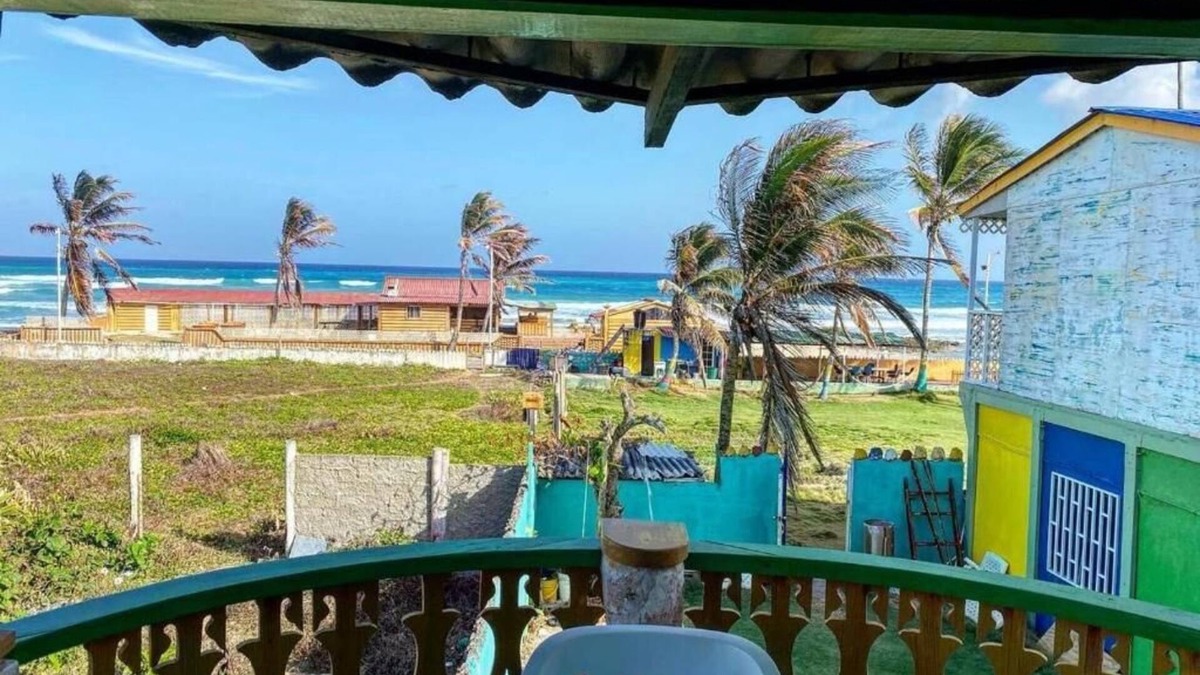 Punta Sur Hotel | Yellow Moon Guesthouse Apartments