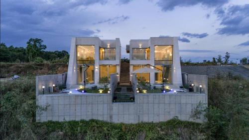 Yeoncheon House | Yeoncheon Bell 37 Pool Villa