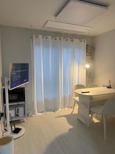 Yeongdeungpo-gu Villa | Yeongdeungpo stay for 3pax