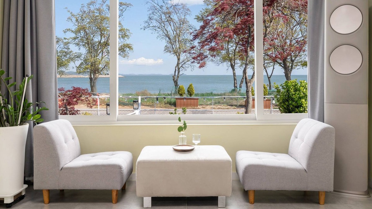 Suwon House | Yeongheungdo Sunset Spa Pension