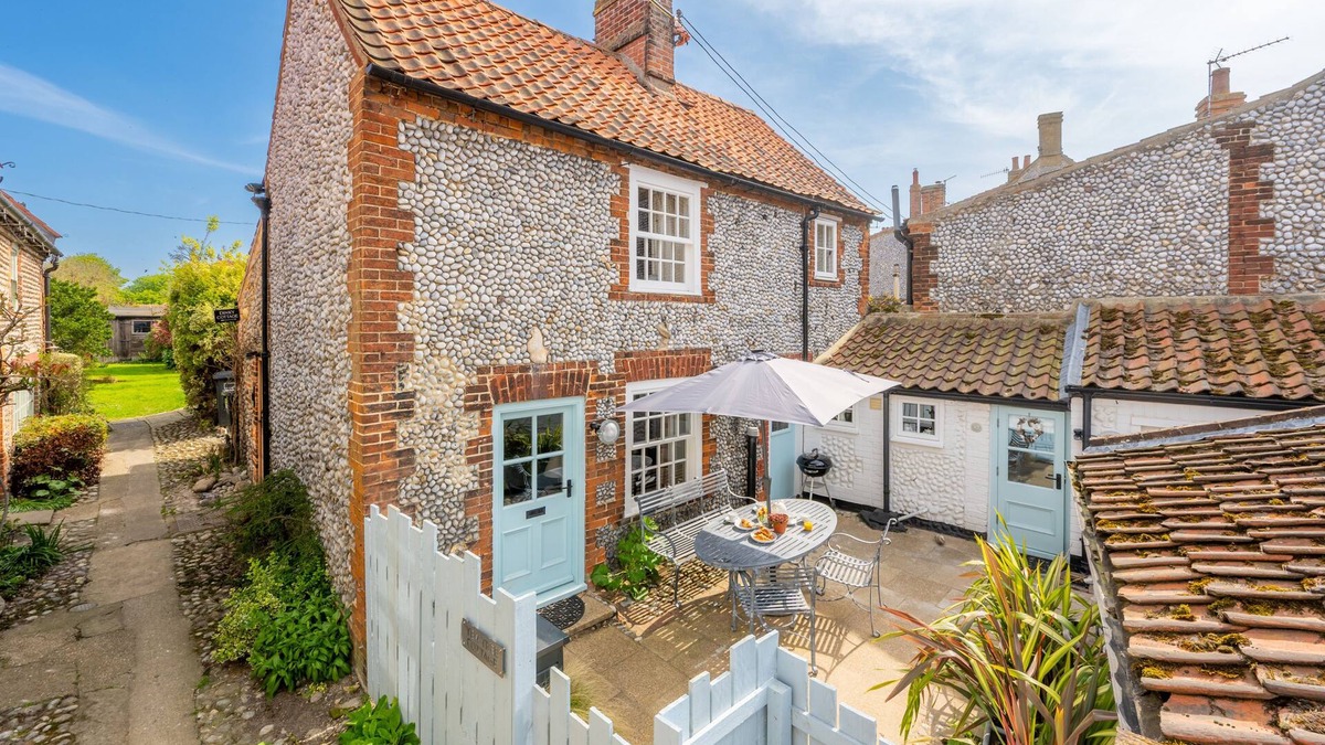 Holt Cottage | Yew Tree Cottage, Blakeney, Norfolk