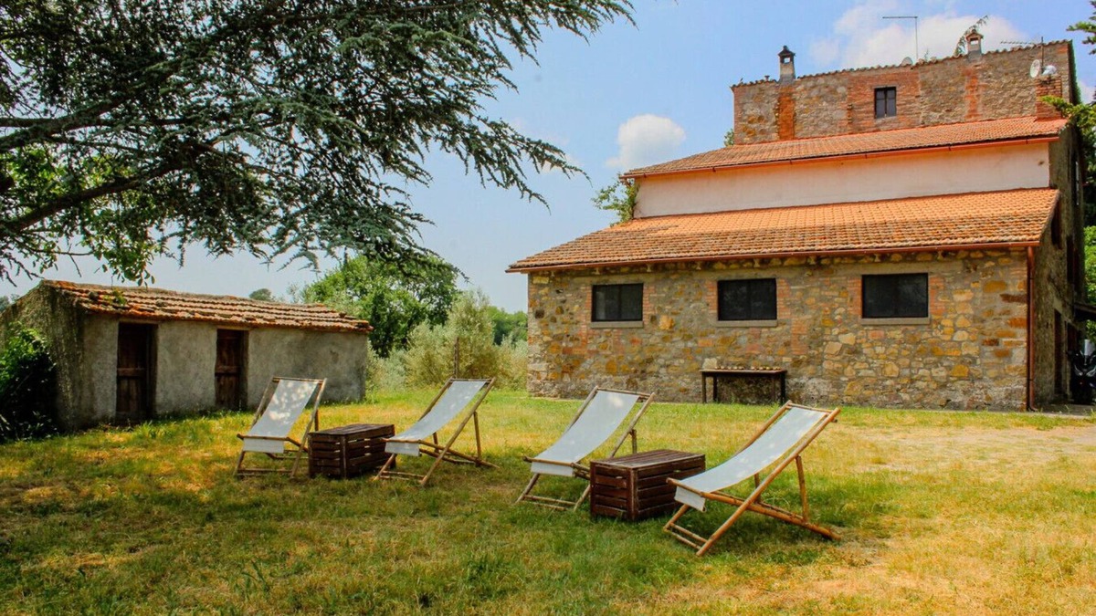Parrano House | YogAyur Farm - Ficule