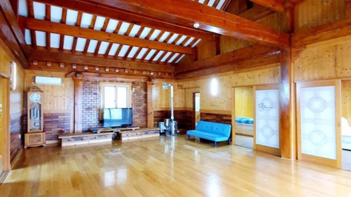 Yongin House | Yong Yejik Hanok Pension