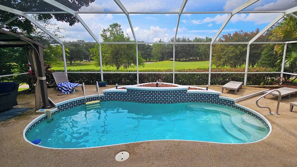 The Villages House | You can have it all - Private Pool, Jacuzzi, Golf View, & Golf Cart!