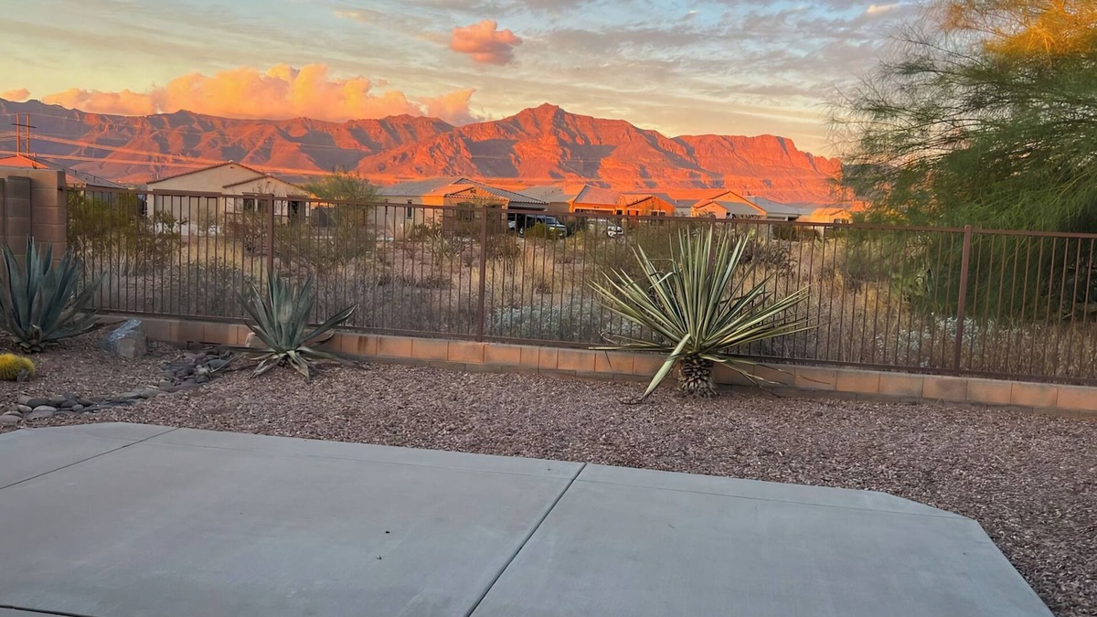 Gold Canyon House | You've just found the Desert Paradise Knockout Views beautiful, gated community