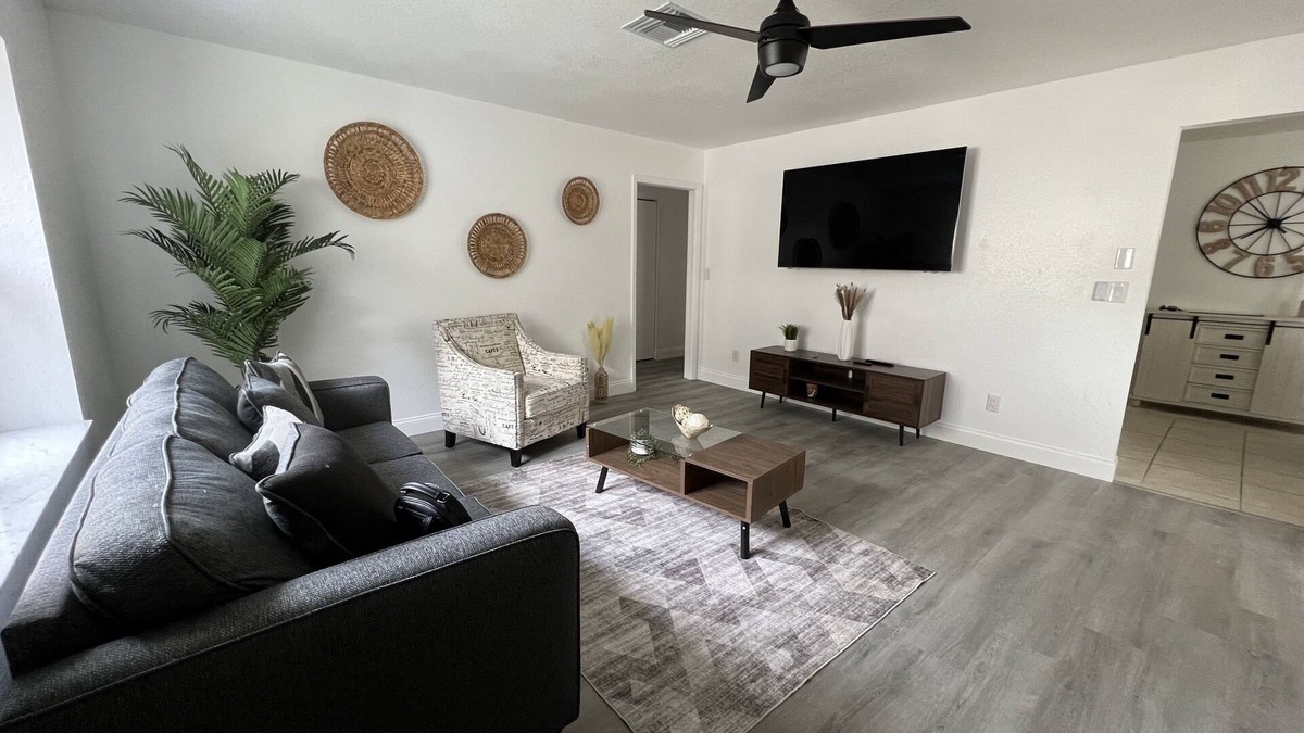 Ocala Villa | You will enjoy easy access to everything from this centrally located place.