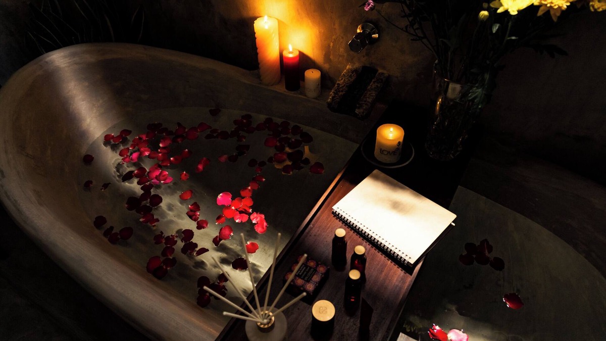 Kathaluwa Villa | Younger Villa - Luxury Boutique Home Fiber Wi-Fi & Kitchen
