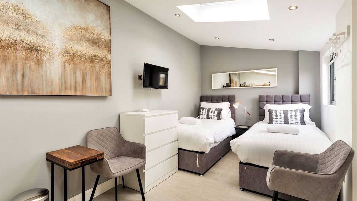 Bristol Villa | Your Apartment | Bristol The Nook