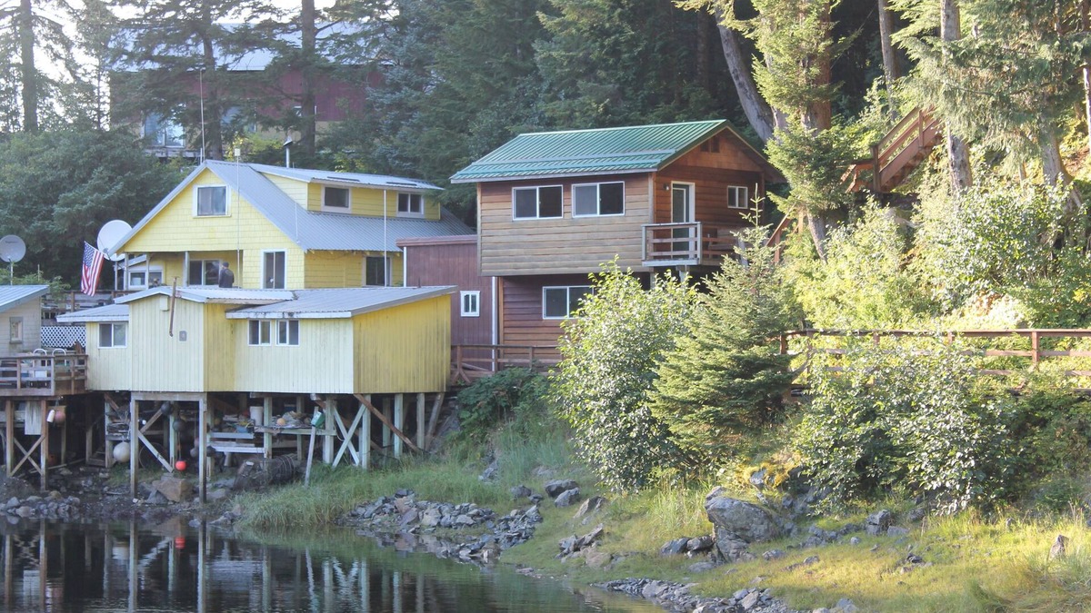 Elfin Cove Cabin | Your Cabin on the Boardwalk