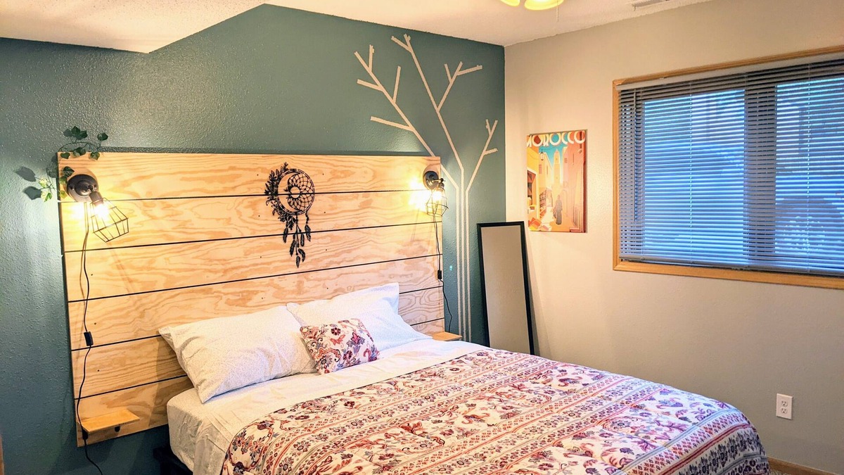 Council Bluffs Apartment | Your cozy riverfront escape with big-city access