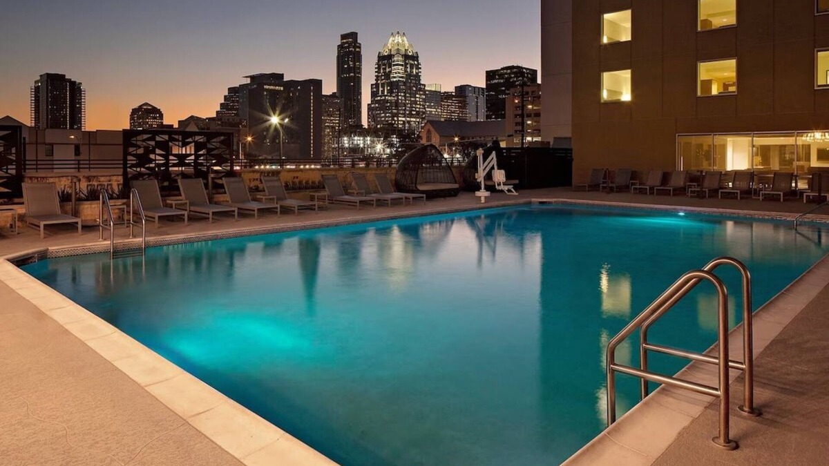 Red River Cultural District House | Your Downtown Retreat: Comfortable Room with Pool for Ultimate Relaxation