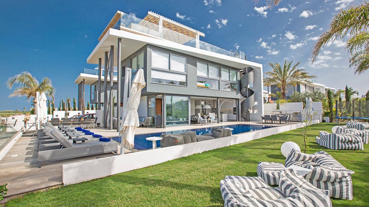 Kapparis Villa | Your Dream Holiday Villa with Private Pool in Protaras most Exclusive Neighbourhood