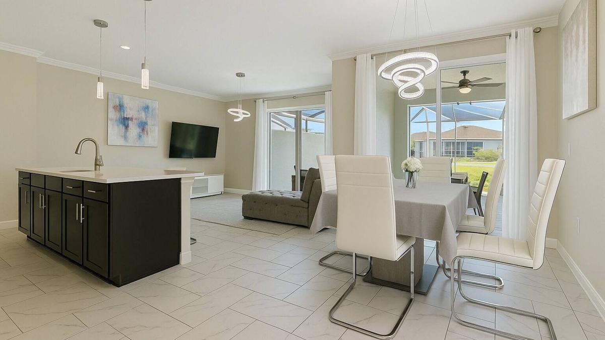 Four Corners Hotel | Your Dream Vacation Brand Resort Home