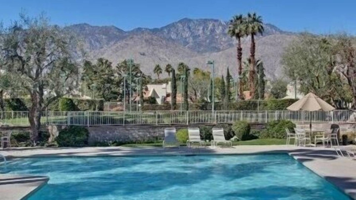 Araby Condo | Your Entry To Palm Springs Enjoyment