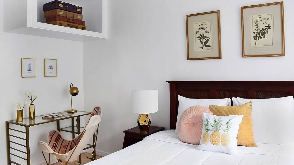 Flamingo/Lummus Hotel | Your Fun Packed Miami Beach Vacation! Short Walk to Art Deco Historic District