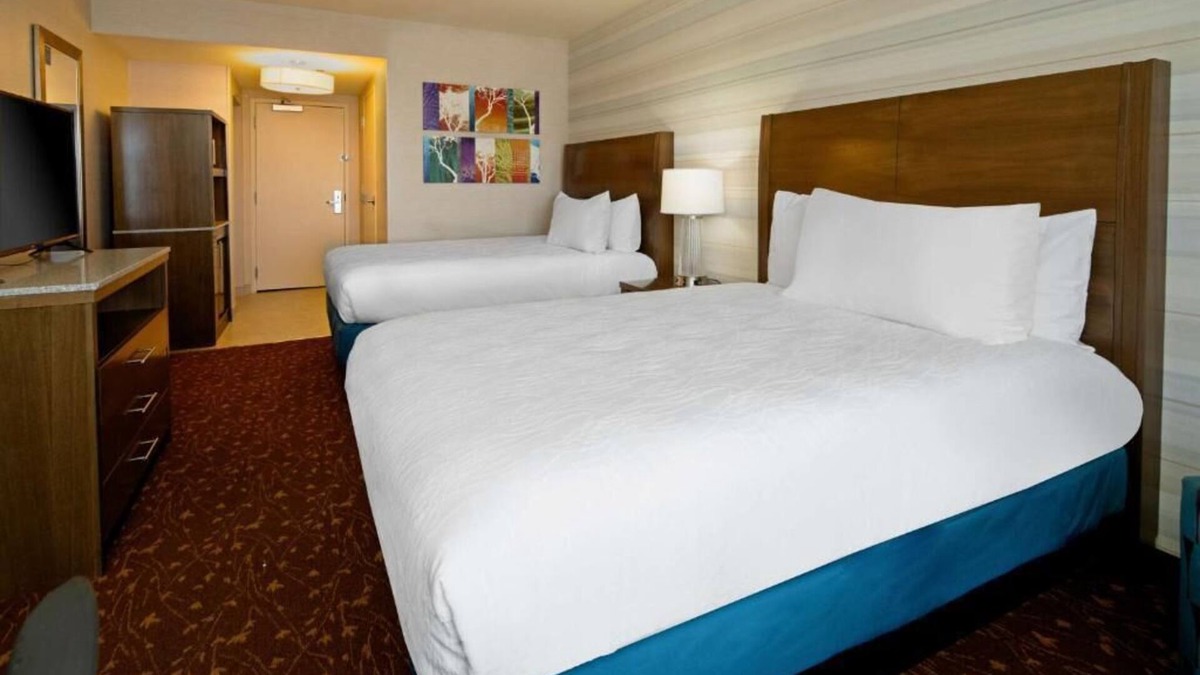 Albuquerque Hotel | Your Gateway to Adventure! 2 Spacious Units, Pool, Pets Allowed, Free Shuttle!