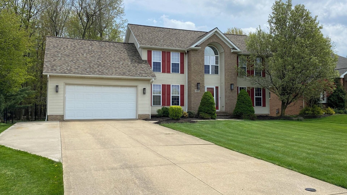 Seven Hills House | Your home retreat nestled in a small quiet tree-lined neighborhood.