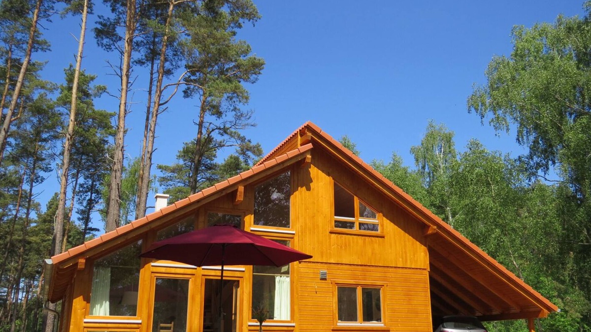 Rutenberg House | Your house on the lake with a fireplace, sauna and bathing area nearby!