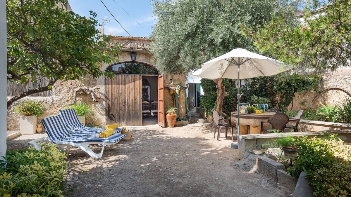 Lloseta House | Your Island Villas Sa Posada 840/2014/ET