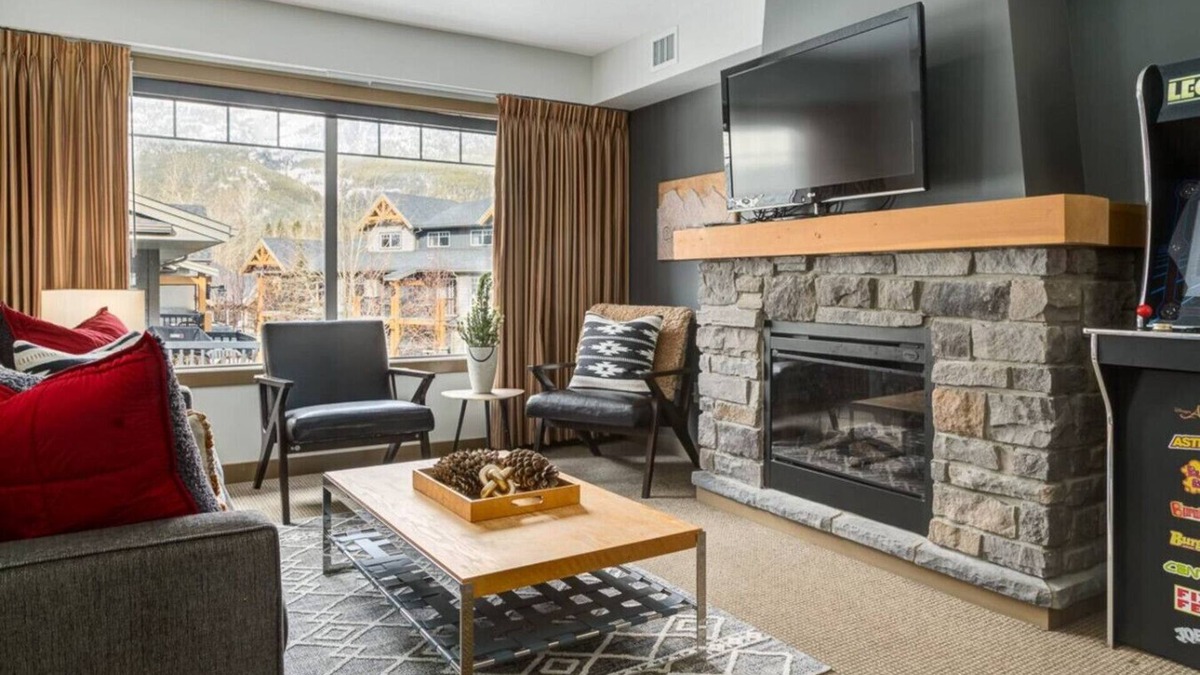 Dead Man's Flats Condo | Your Lovely 3BR/2BA Condo at the Edge of Canmore