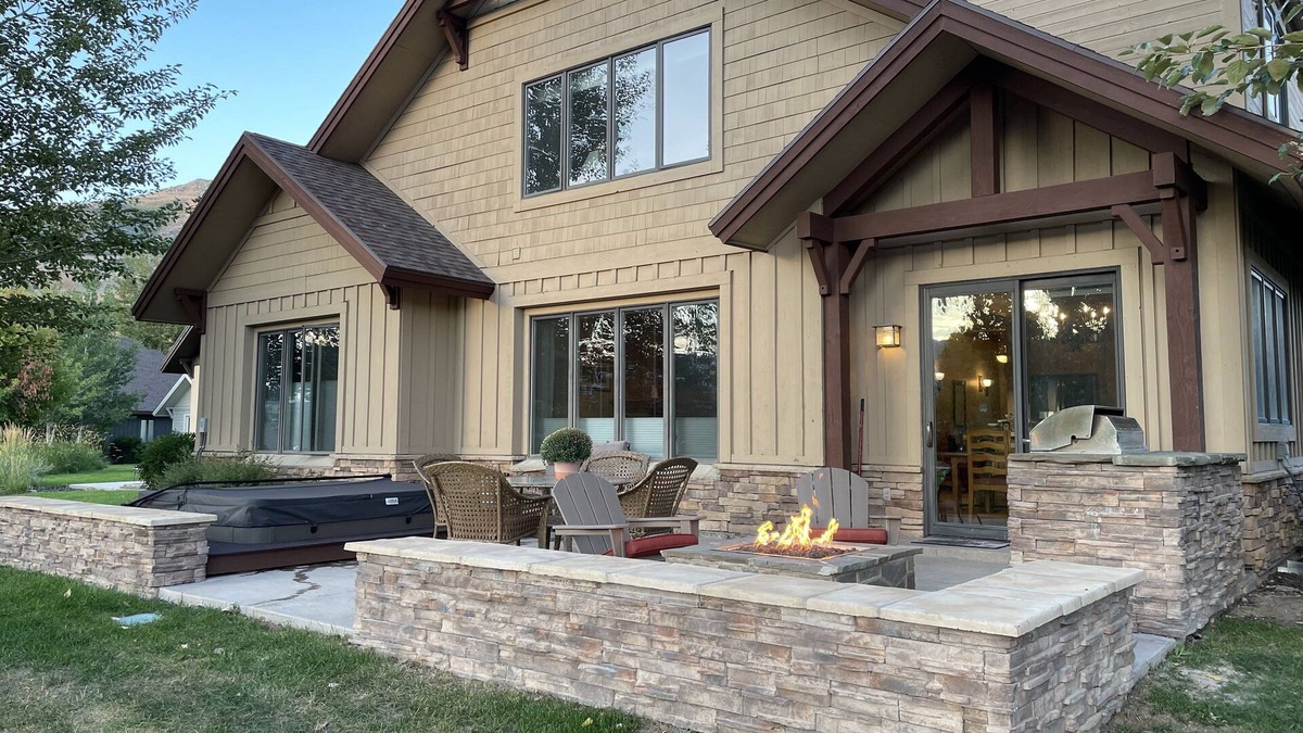 Eden House | Your Luxury Mountain Adventure Home