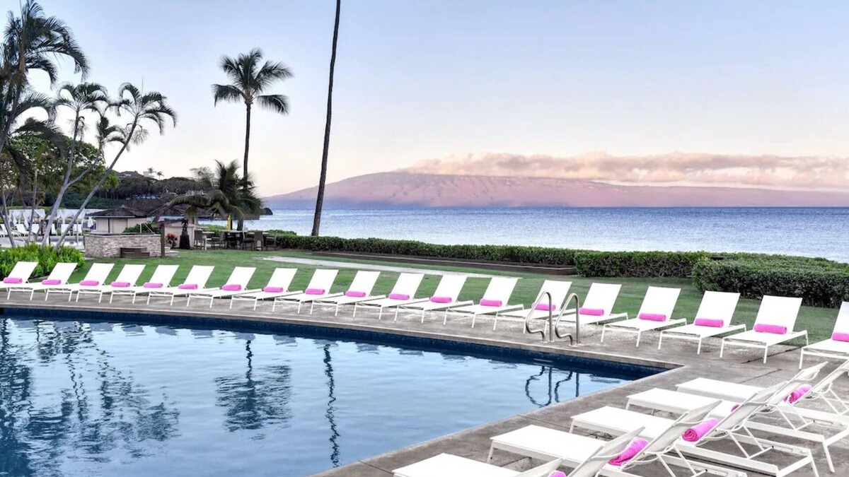 Kaanapali Hotel | Your Maui Adventure Awaits! Beachfront, Pool, Minutes to Kapalua Coastal Trail!