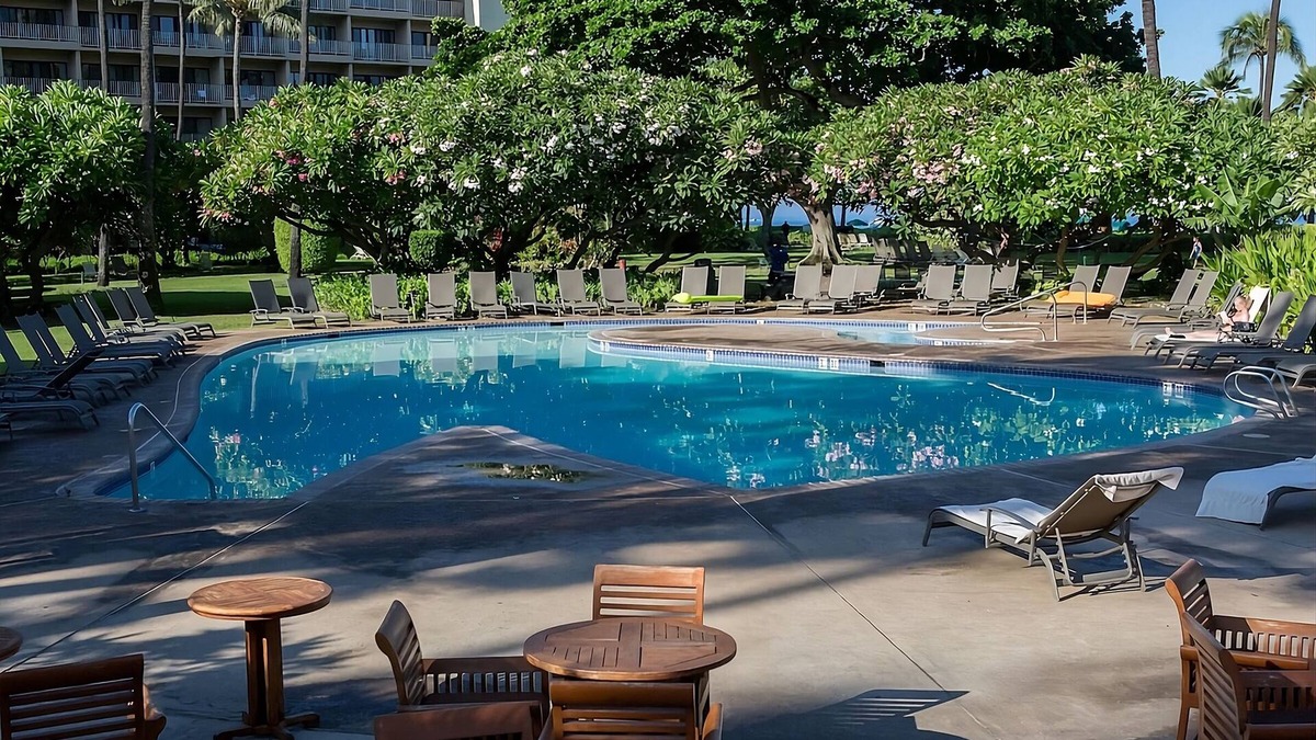 Kaanapali Hotel | Your Maui Oasis: Where Culture Meets Comfort! 2 Elegant Units, With Pool