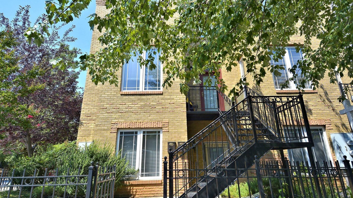 Capitol Hill Apartment | Your own private apartment in the heart of DC